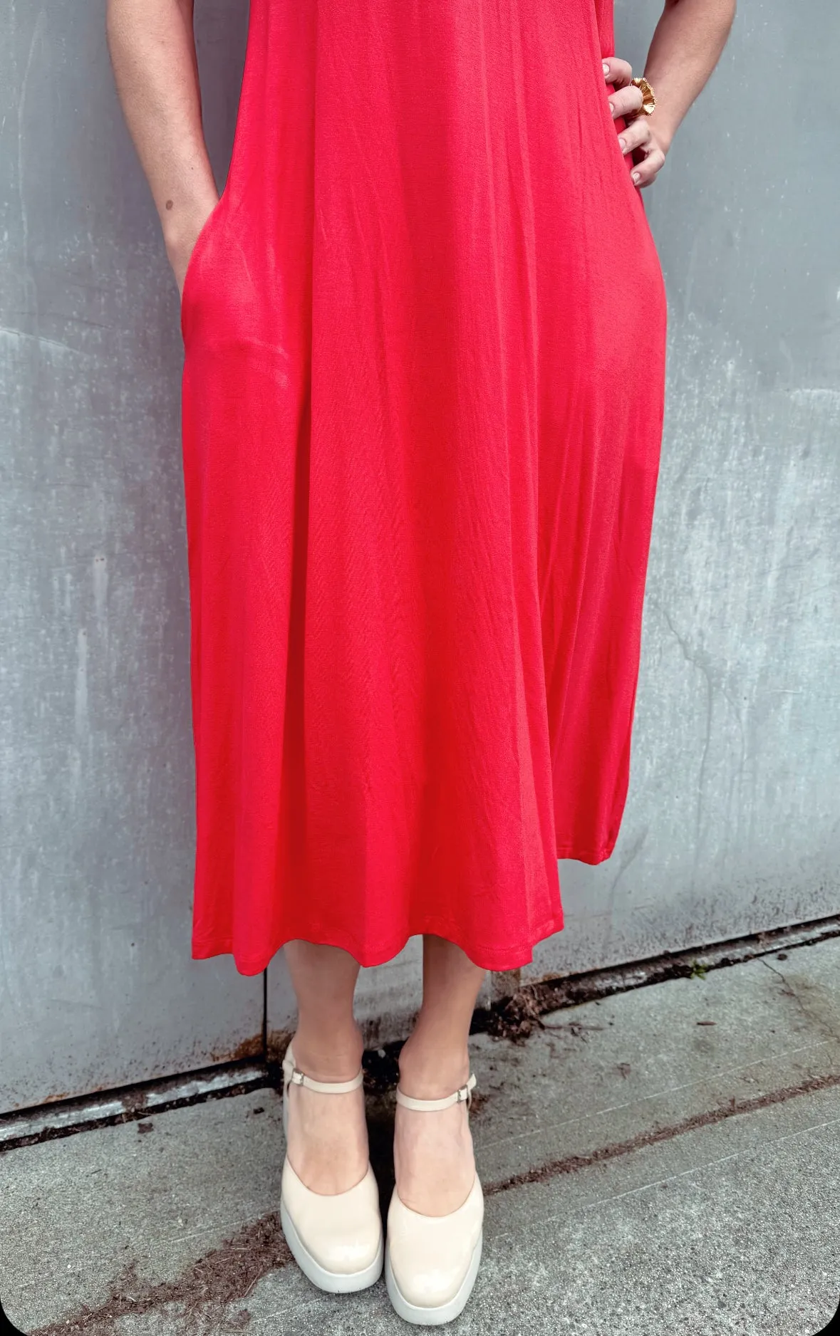 6925 Knit Red Dress