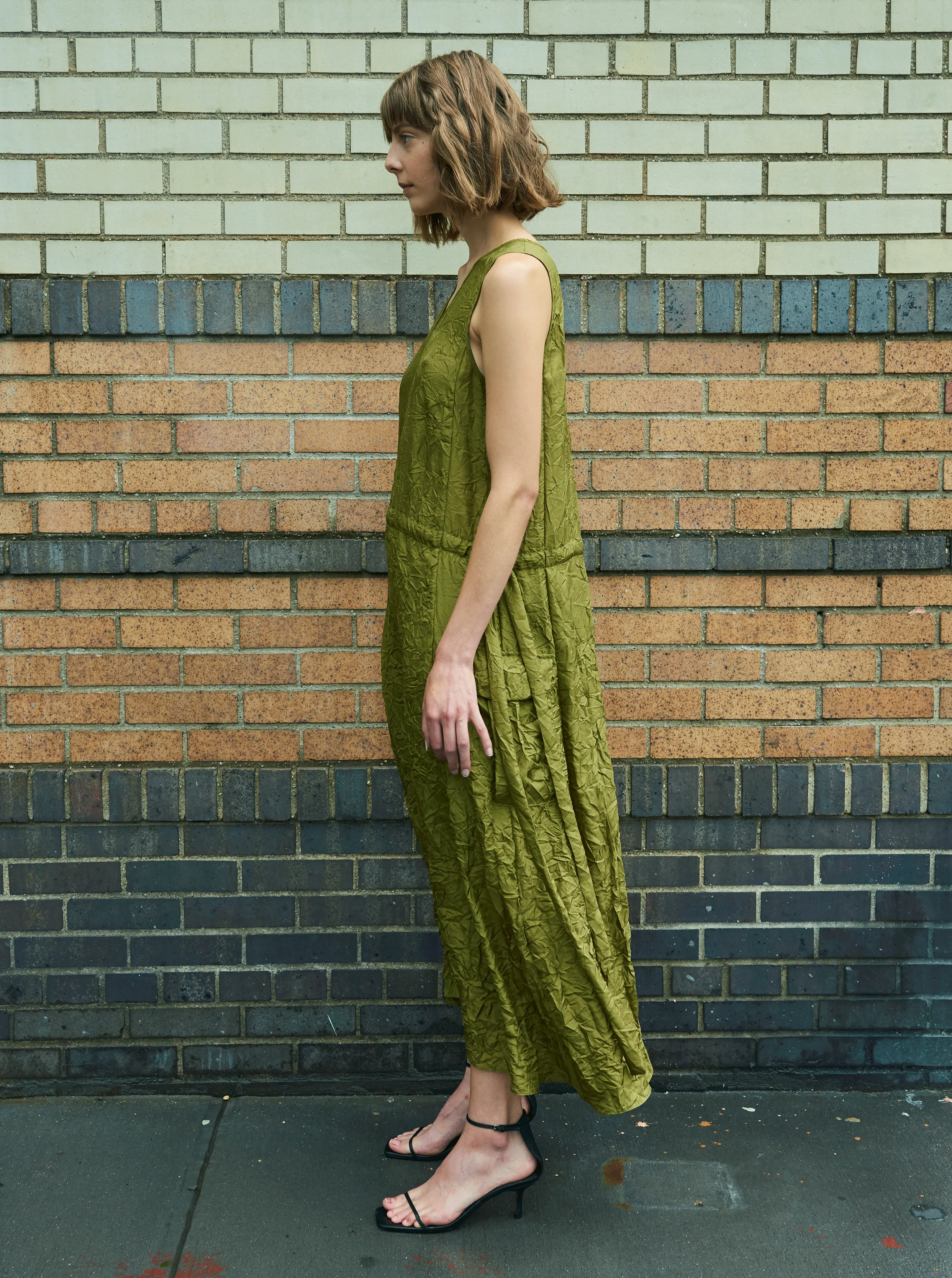 CRINKLE SILK CARGO DRESS, ARMY GREEN