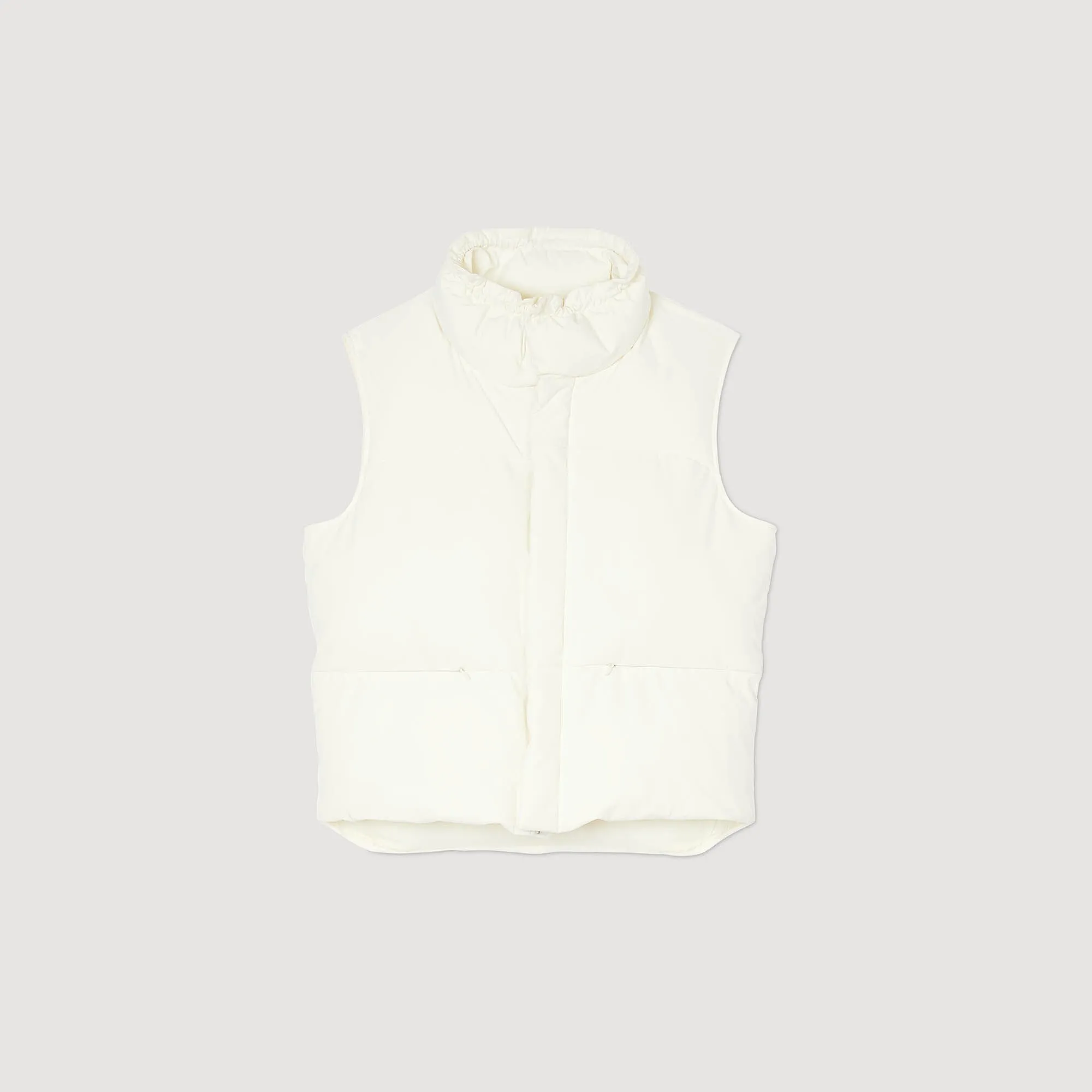 Sleeveless puffer jacket