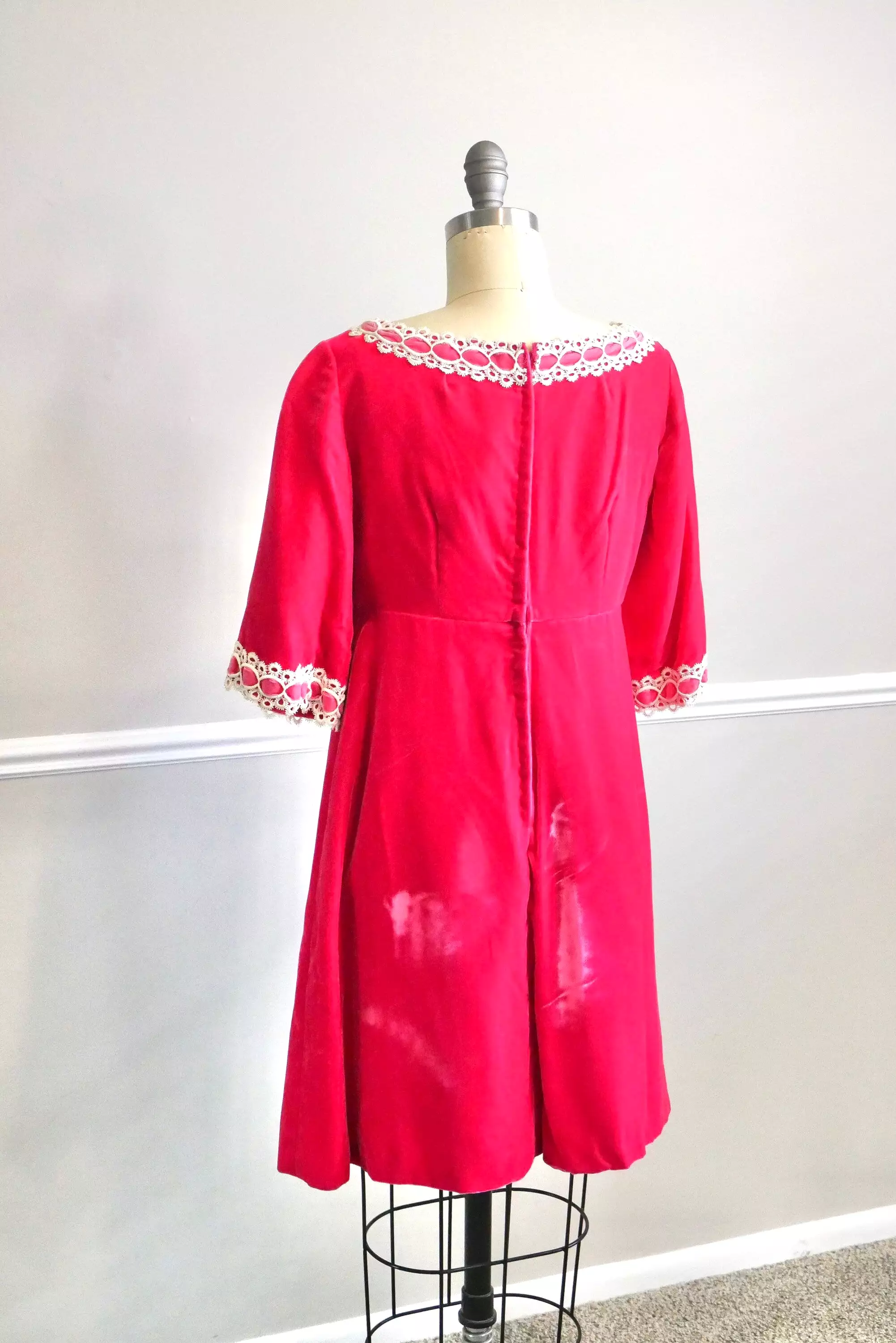 Vintage late 1960s Hot Pink Velvet Mini Dress / retro babydoll empire waist party holiday scooter dress size XS S