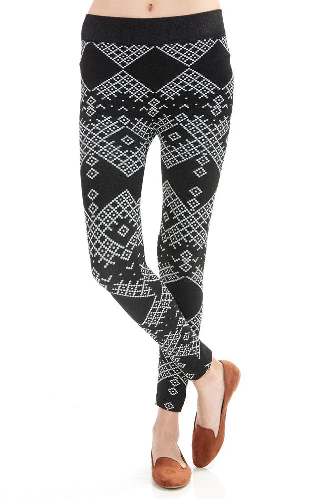 Women's Regular Diamond Black and White Fleece Leggings