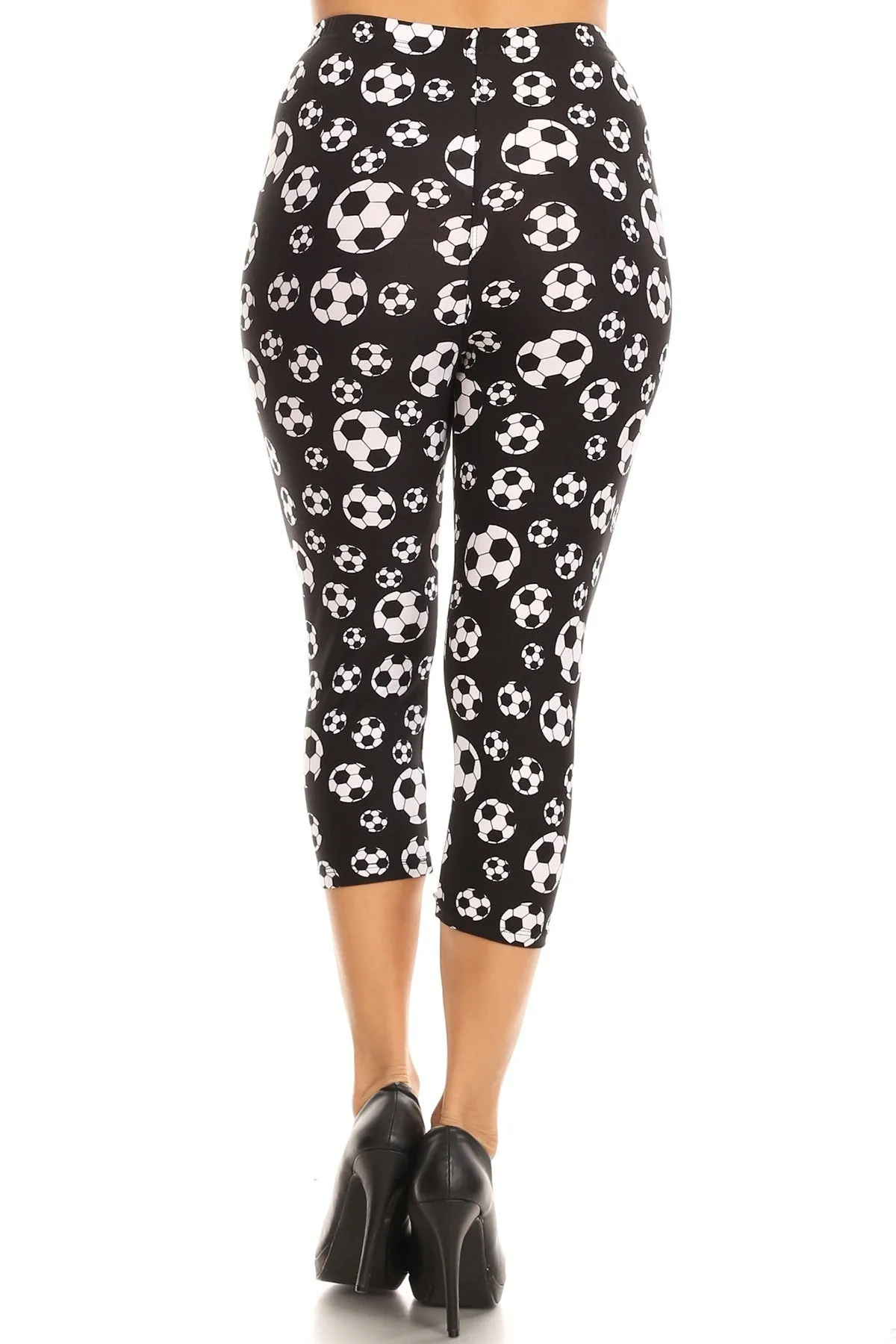 Women's Regular Soccer Ball Sports Printed Cropped Capri Leggings